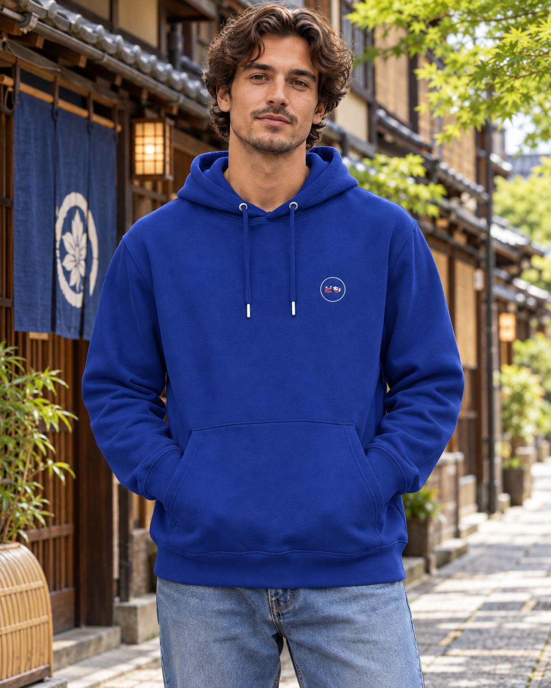 Nukumori Hoodie 温もり | Ink — front view in Japan