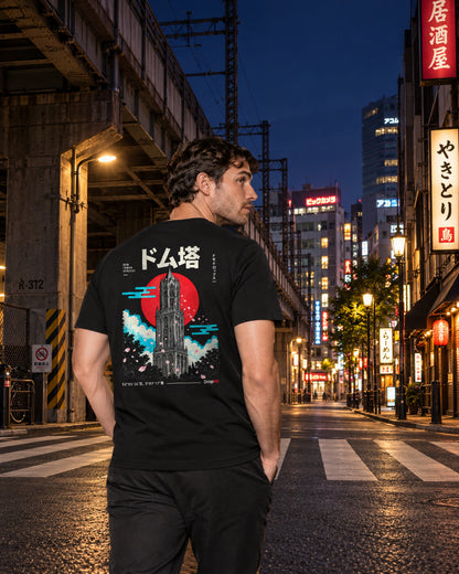 Kata Tee 型 | Origin Dark – second rear view in its Japanese setting